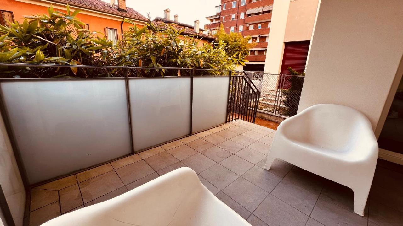 White House Lounge Supreme Apartment Udine Exterior foto